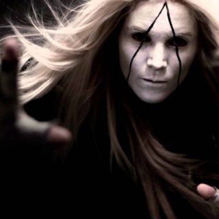 Fever Ray – Plunge