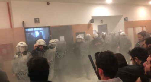 Σοβαρά επεισόδια για τους πλειστηριασμούς στο Ειρηνοδικείο Αθηνών