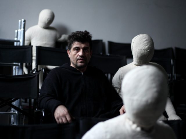 Σίμος Κακάλας: «Οι άνθρωποι του θεάτρου είναι σαν τις κατσαρίδες, θα επιβιώσουν μετά από πυρηνικό πόλεμο»