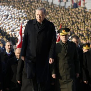 Για τους σωματοφύλακες του Ερντογάν πρέπει να ανησυχούμε, όχι για τους Τούρκους και Κούρδους αριστερούς