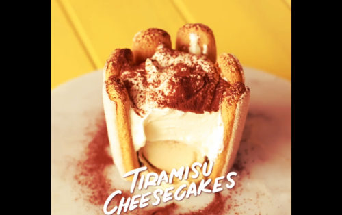 Σπάστε την δίαιτα και φτιάξτε αυτό το κολαστικό τσιζκέικ-τιραμισού [ΒΙΝΤΕΟ]