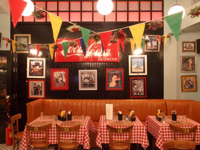 Στο Big Boy θα δοκιμάσετε burgers με εκλεκτό κρέας (και ψάρι), αλλά και μια αγαπημένη συνταγή του Πολ Νιούμαν