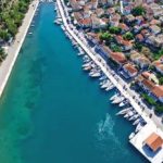 Ταξιδέψτε στον παράδεισο των ιστιοπλόων με τα μαγευτικά νησάκια [ΒΙΝΤΕΟ]