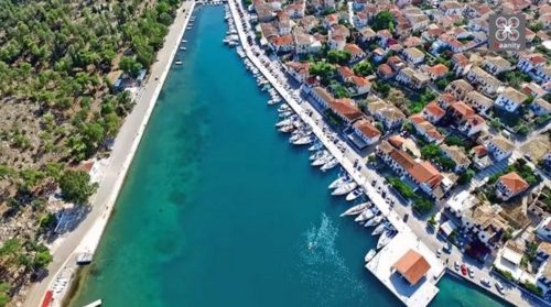 Ταξιδέψτε στον παράδεισο των ιστιοπλόων με τα μαγευτικά νησάκια [ΒΙΝΤΕΟ]