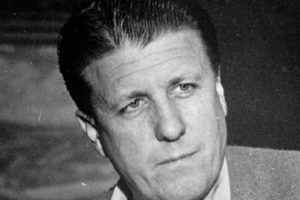 Στις 18 Δεκεμβρίου του 1904 γεννιέται ο Τζορτζ Στίβενς