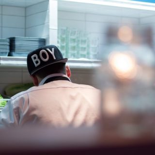 Θα απορήσετε με το ποια πιάτα προτείνουν οι σεφ να μην παραγγέλνετε στα εστιατόρια