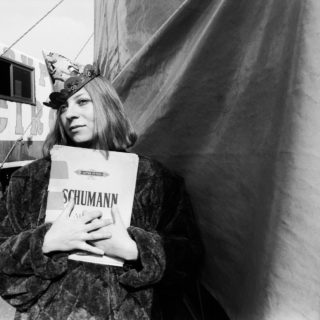 Η λάθος αγάπη, της Λένας Πλάτωνος