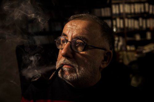 Με ένα αφιέρωμα στον Θάνο Μικρούτσικο ανοίγει η φετινή καλοκαιρινή συναυλιακή σεζόν  στο Ηρώδειο