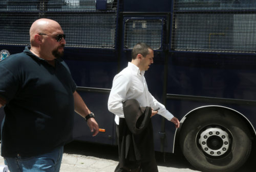 Δίκη Χρυσής Αυγής: «Κασιδιάρης και Παναγιώταρος κατεύθυναν το πογκρόμ στον Άγιο Παντελεήμονα»