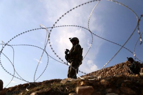 ΗΠΑ: Το 1/3 των στρατιωτικών δεν θέλει να εμβολιαστεί για τον νέο κορωνοϊό