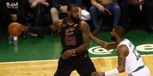 Ο Λεμπρόν Τζέιμς ενάντια στον Ντόναλντ Τραμπ