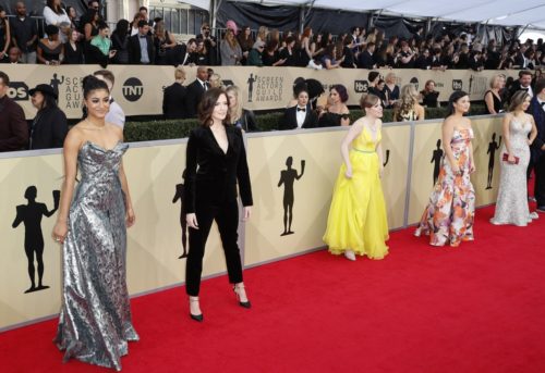 Οι πιο εντυπωσιακές εμφανίσεις από το κόκκινο χαλί των βραβείων SAG
