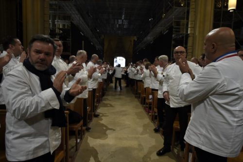 Δείτε το συγκλονιστικό αντίο στον Γάλλο σεφ Paul Bocuse