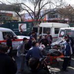 Αφγανιστάν: Δεκάδες νεκροί και εκατοντάδες τραυματίες από την έκρηξη παγιδευμένου ασθενοφόρου στην Καμπούλ