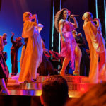 Ο σέξι χορός της Rihanna έγραψε ιστορία στα Grammy [ΒΙΝΤΕΟ]