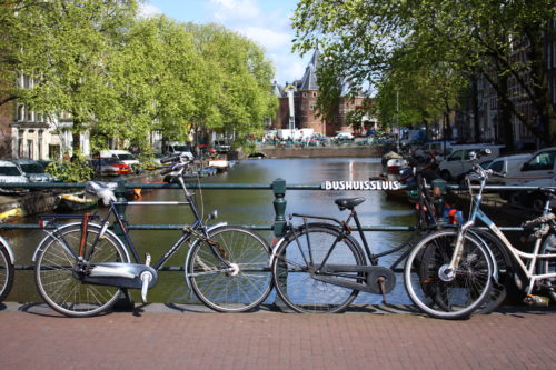 Ολλανδία-Covid-19: Αριθμός ρεκόρ ημερήσιων κρουσμάτων