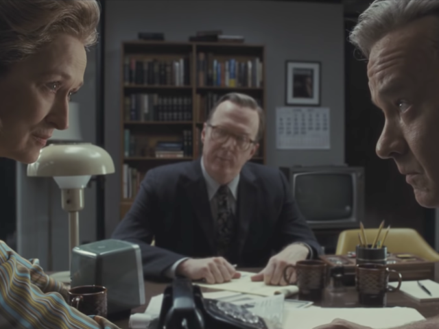 The Post: Πώς να Φτιάξεις Οσκαρικό Φαγητό Χρησιμοποιώντας Μόνο 3 Υλικά (Σπίλμπεργκ-Στριπ-Χανκς)…