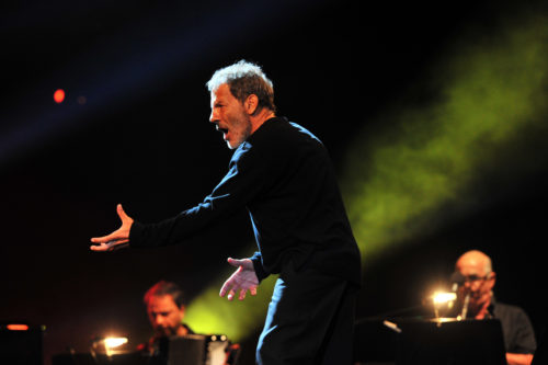 Σταύρος Ξαρχάκος: Ανθρωποφαγία και φαρισαϊσμός η επίθεση στον Μίκυ Θεοδωράκη