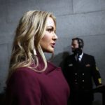 Φάκελος με άσπρη σκόνη έστειλε στο νοσοκομείο την νύφη του Ντόναλντ Τραμπ