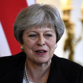 ΕΕ-Μ.Βρετανία: Η Τερέζα Μέι θέλει τα δικαιώματα των Ευρωπαίων πολιτών να αλλάξουν μετά τη μεταβατική περίοδο