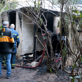 Άνδρας εντοπίστηκε νεκρός έπειτα από πυρκαγιά σε αποθήκη στον Κολωνό