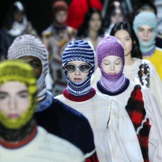 Σε μία τεράστια θάλασσα από ποπ κορν πραγματοποιήθηκε το show του Calvin Klein