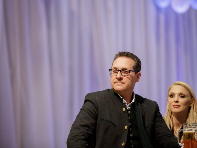 Αυστρία: Η δημόσια τηλεόραση κατέθεσε μήνυση εναντίον του αντικαγκελαρίου