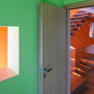 Πώς μοιάζει ένα σπίτι εμπνευσμένο από το Star Wars και τον κύβο του Ρούμπικ;