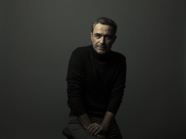 Θανάσης Κουρλαμπάς: ένας ηθοποιός που δεν θα ήθελες να έχεις αντίπαλο στο αμερικάνικο μπιλιάρδο