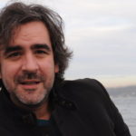 Αφέθηκε ελεύθερος από τουρκική φυλακή ο δημοσιογράφος Ντενίζ Γιουτζέλ