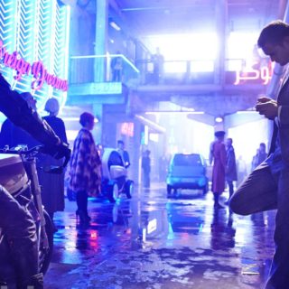 Τι μπορούμε να περιμένουμε από τη νέα δυστοπική ταινία του γιου του David Bowie; [ΒΙΝΤΕΟ]