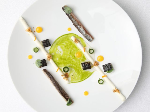 Première: Υψηλή γαστρονομία με την Αθήνα «στο πιάτο»