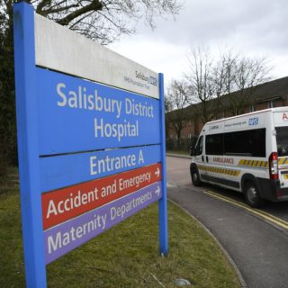 Σε κρίσιμη κατάσταση ο Ρώσος πρώην κατάσκοπος που δέχθηκε επίθεση στην Αγγλία