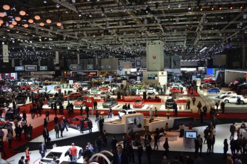 Παρελθόν οι σέξι καλλονές στη Διεθνή Έκθεση Αυτοκινήτου της Γενεύης