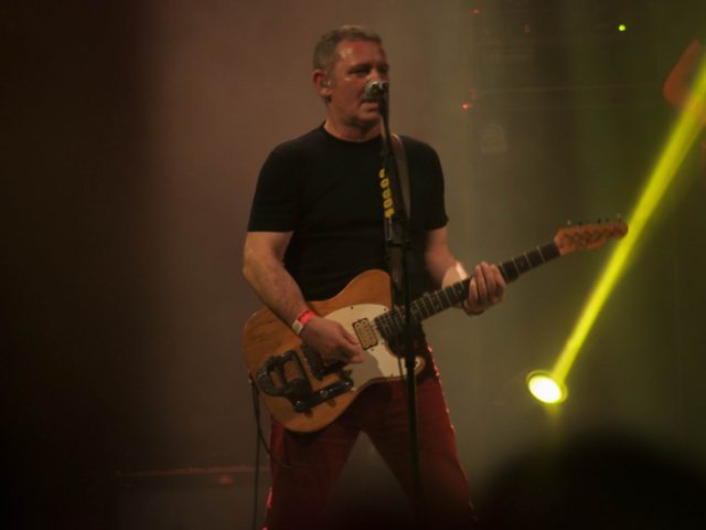 Εσύ έχεις ακούσει τον Παυλίδη να τραγουδάει δημοτικά;