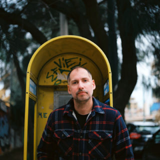 Ο Ορέστης Ντάντος θέλει να κάνει τους ακροατές του να ανατριχιάζουν