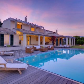 Απίστευτη απάτη με έπαυλη στη Μύκονο που θα δινόταν σε τυχερό με την αγορά λαχνού αξίας 40 ευρώ!