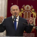 Το Ισραήλ εγκαταλείπει το σχέδιο για απέλαση μεταναστών από την Αφρική