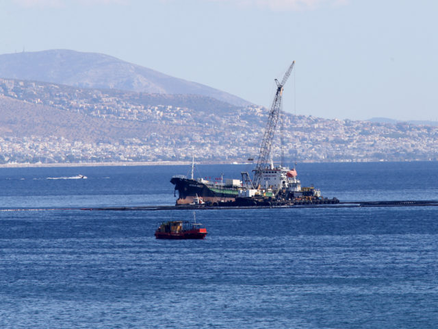«Καθαρός πλέον ο Σαρωνικός» διαβεβαιώνουν κυβέρνηση και ΕΛΚΕΘΕ