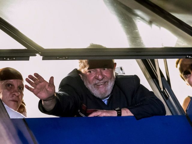 Ακυρώθηκε απόφαση του Ανώτατου Δικαστηρίου της Βραζιλίας για την αποφυλάκιση του Λούλα