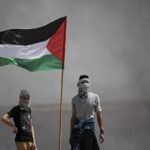 O ισραηλινός στρατός επιβεβαιώνει την αυθεντικότητα του βίντεο που δείχνει στρατιώτη να πυροβολεί Παλαιστίνιο