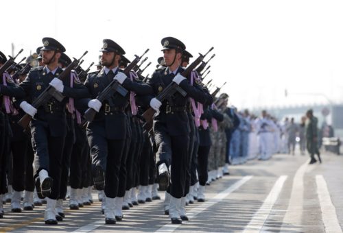 Το Ιράν προειδοποιεί τις ΗΠΑ ότι μπορεί να αποσυρθεί από τη Συμφωνία για τα πυρηνικά