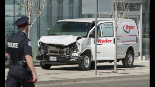 Τα πρώτα στοιχεία για τον δράστη που σκόρπισε το θάνατο με βαν στο Τορόντο