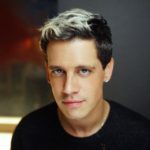 Θαμώνες σε παμπ έδιωξαν άρον άρον τον Milo Yiannopoulos [ΒΙΝΤΕΟ]