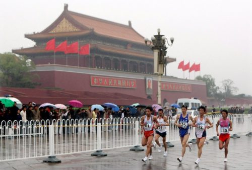 Αυτό το ζευγάρι ηλικιωμένων στην Κίνα συμμετέχει στον Μαραθώνιο τα τελευταία 60 χρόνια