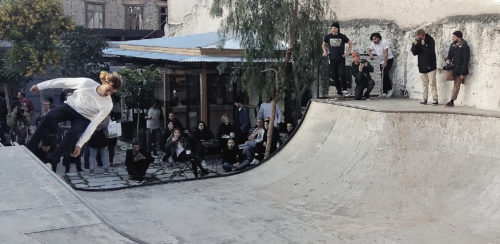 To Latraac σβήνει το πρώτο του κεράκι με ένα τριήμερο εορταστικό opening