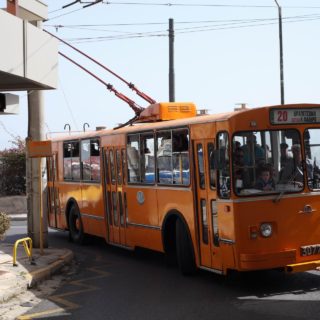 Κυριακή των Βαΐων, βγαίνουν τα vintage τρόλεϊ στην Καστέλλα...