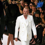 Μία πρώτη ματιά στο ντοκιμαντέρ “McQueen”