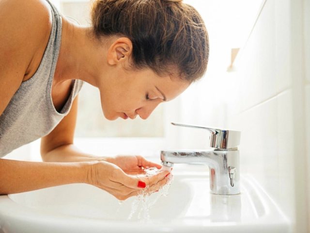 Αγιουρβεδικό καθαριστικό προσώπου για να λάμπεις περισσότερο και από τη Beyonce…