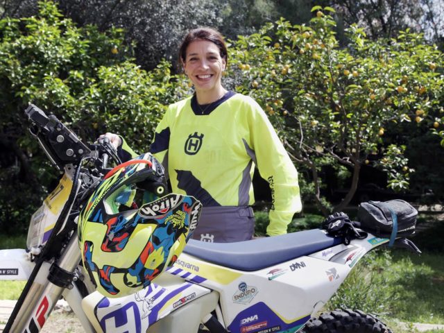 Πολυτίμη Κυριακοπούλου: Ρόδα, Μάνα και Κοπάνα…και «μαρσάρει την Husqvarna»